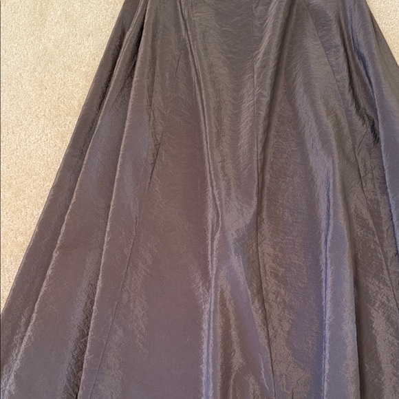 Ralph Lauren Elegant Gray Maxi Skirt - Picture 6 of 10